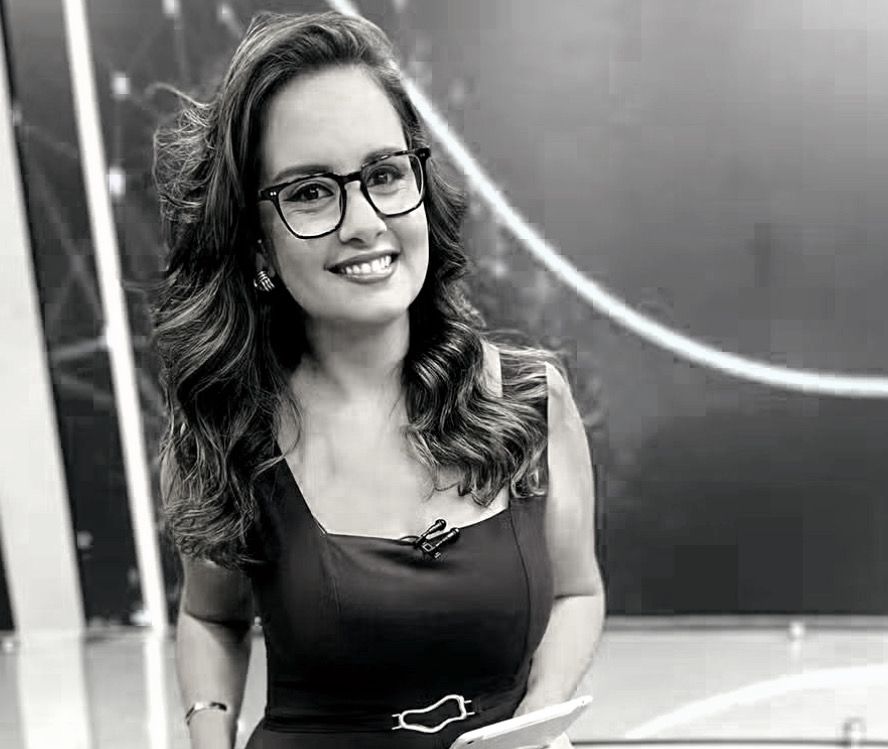 Luto no jornalismo: morre a repórter Alice Ribeiro após colisão com caminhão.