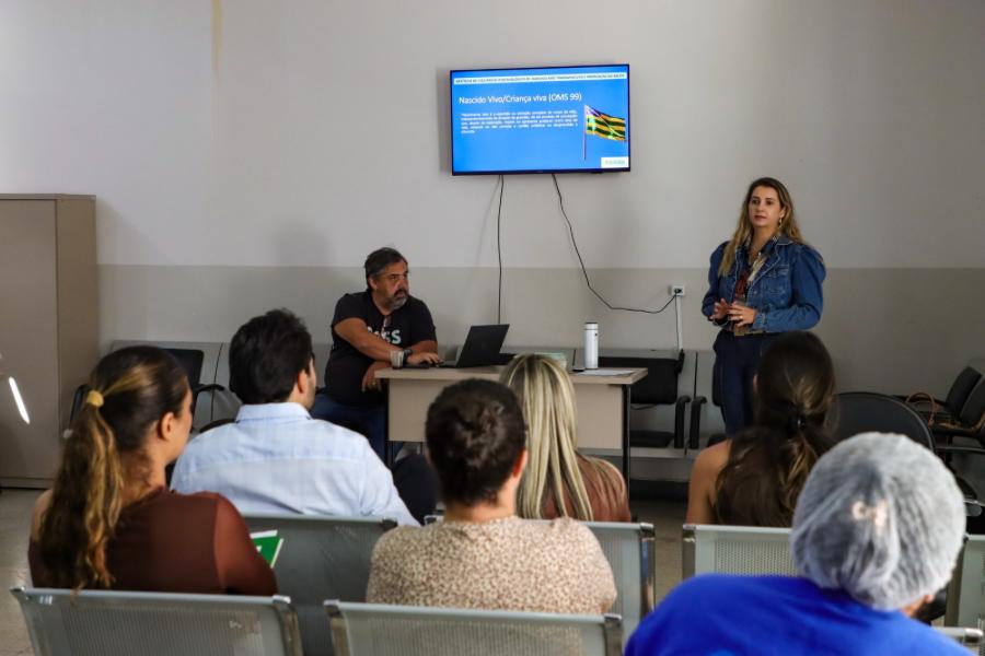 Capacitação orienta profissionais sobre registro de óbitos e nascidos vivos em Senador Canedo
