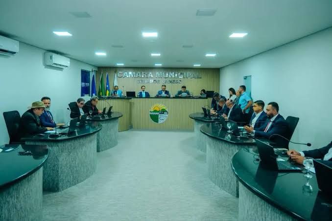 Concurso da Câmara de Senador Canedo é suspenso após ação da Defensoria Pública