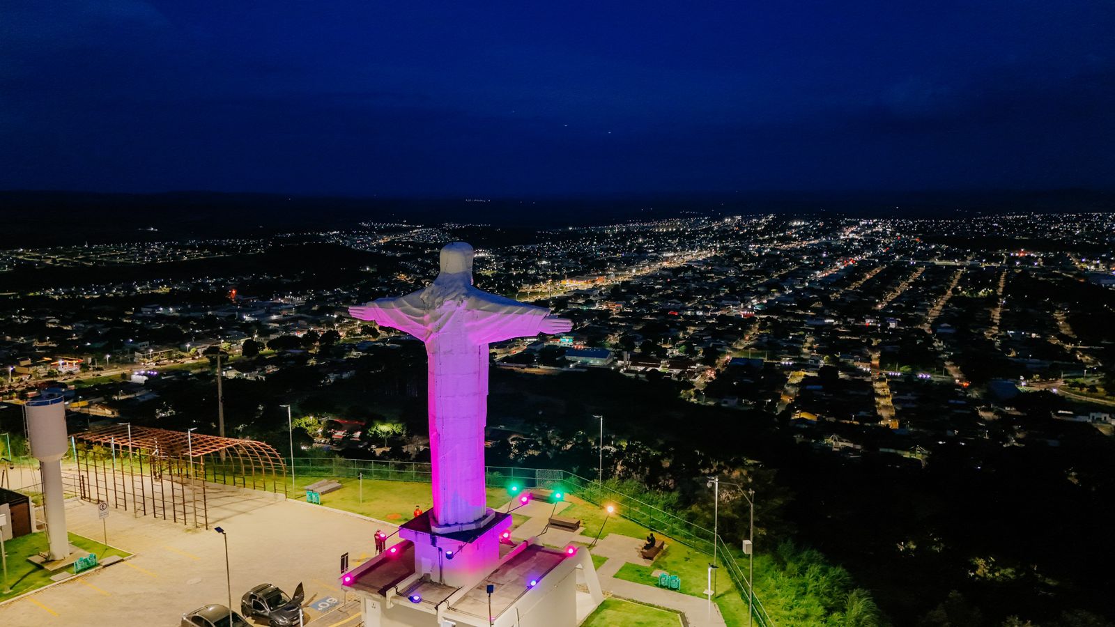 Senador Canedo promove homenagem às mães no Morro Santo Antônio