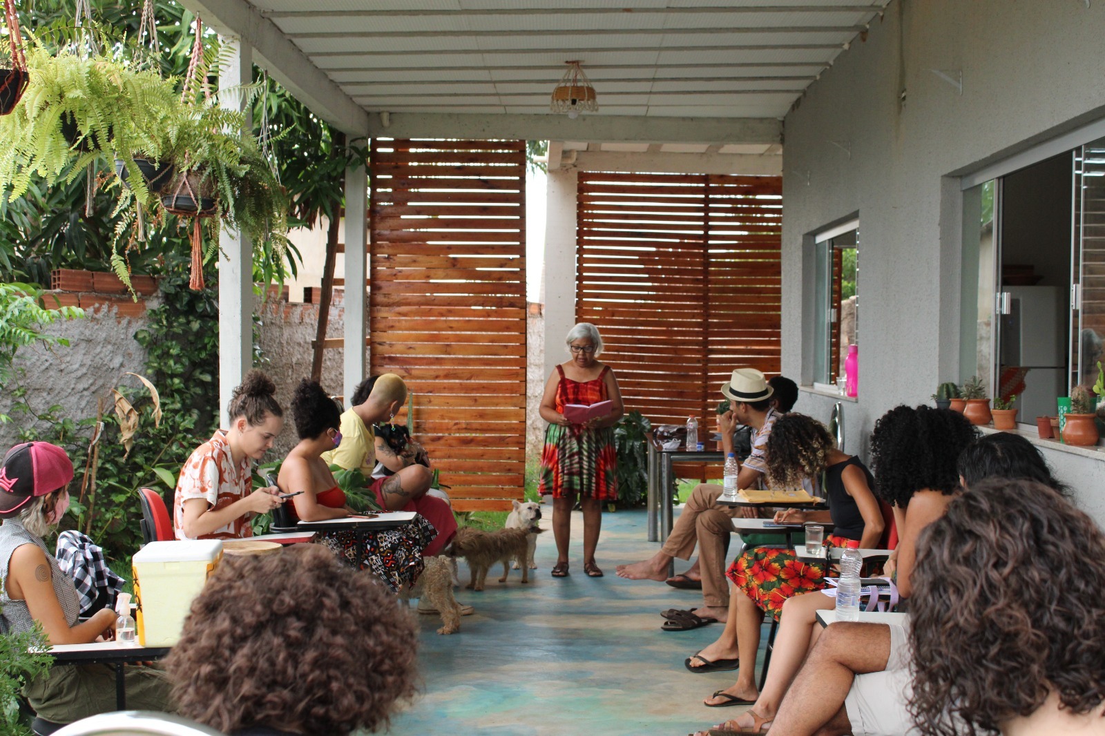 Aparecida de Goiânia recebe projeto gratuito de formação para escritores e poetas