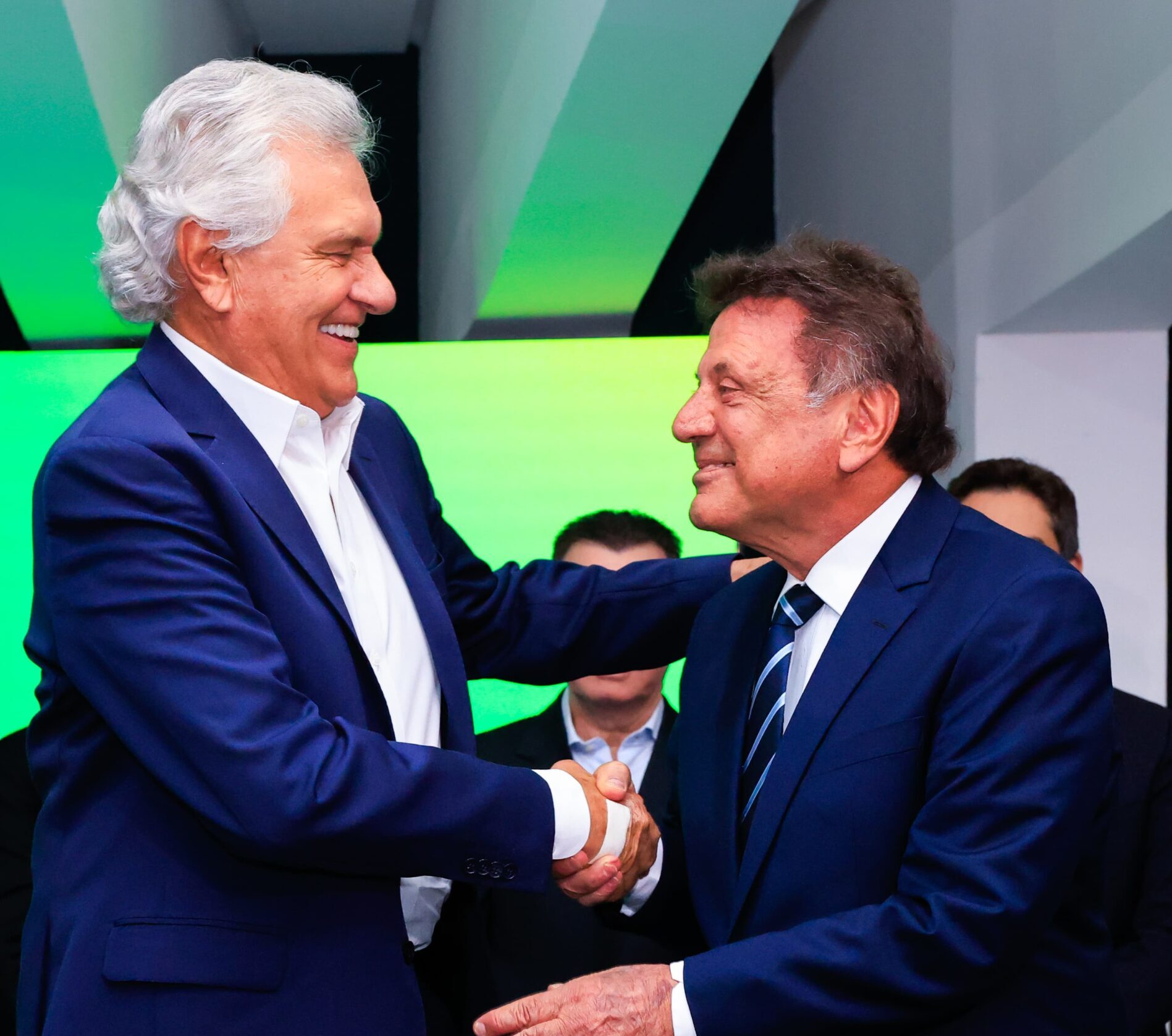 Ronaldo Caiado empossa Adib Elias como novo secretário de Infraestrutura de Goiás com meta de liderança nacional