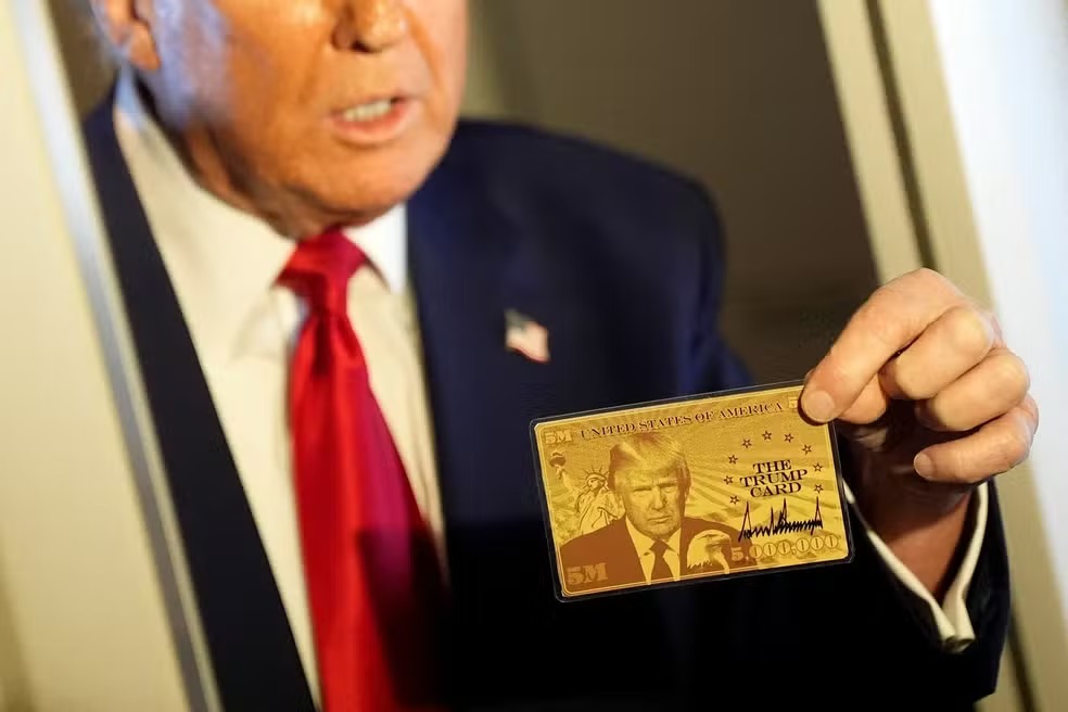 Trump lança “Cartão Ouro”: visto de US$ 5 milhões promete cidadania a investidores estrangeiros