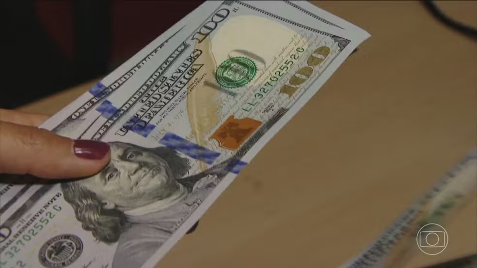 Mercados reagem a guerra comercial: dólar dispara e Ibovespa cai mais de 3%