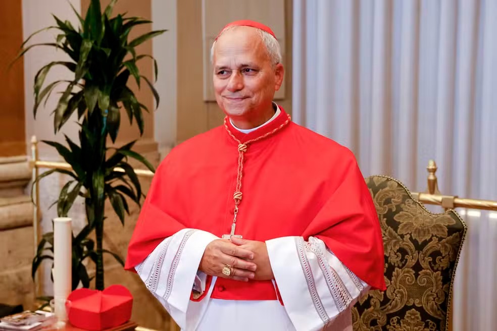 Cardeal americano Robert Prevost é eleito papa e promete continuidade ao legado de Francisco