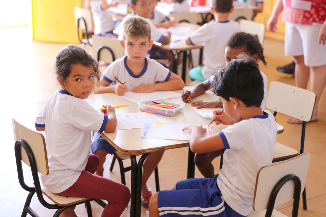 Prefeitura de Goiânia faz mutirão para preencher 6.200 vagas na rede municipal de ensino