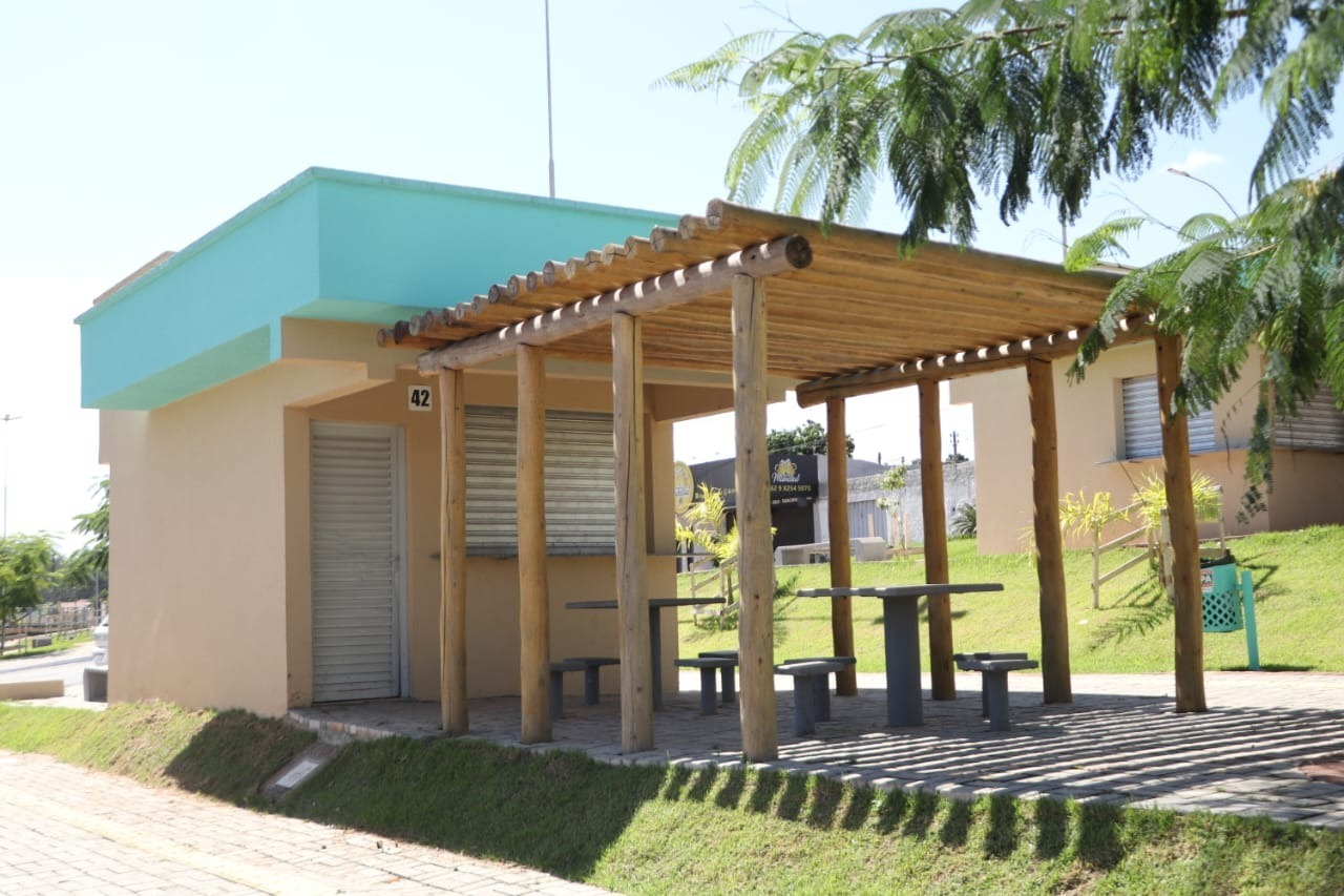 Prefeitura abre credenciamento para uso de quiosques públicos em Senador Canedo