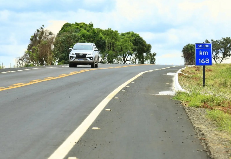 Goiás investe R$ 268 milhões na pavimentação das GOs 180 e 178 para impulsionar o agronegócio e a integração regional