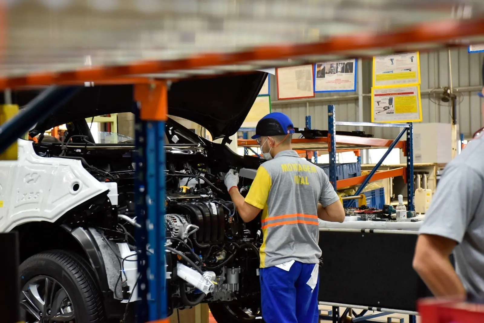 Desemprego em Goiás cai para 4,4% no segundo trimestre de 2025, aponta IBGE