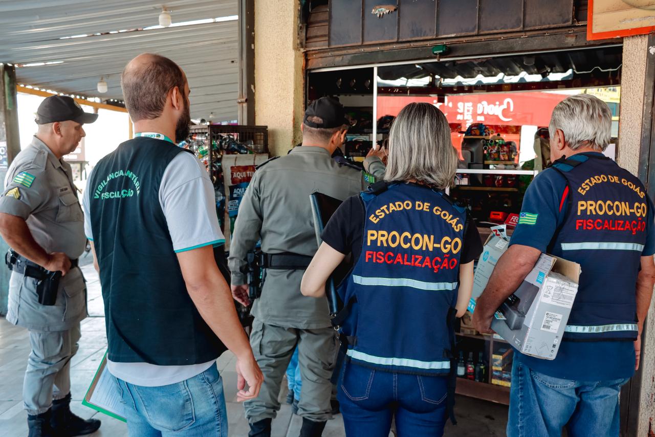 Operação “Metanol” reforça prevenção em Senador Canedo e combate venda de bebidas adulteradas