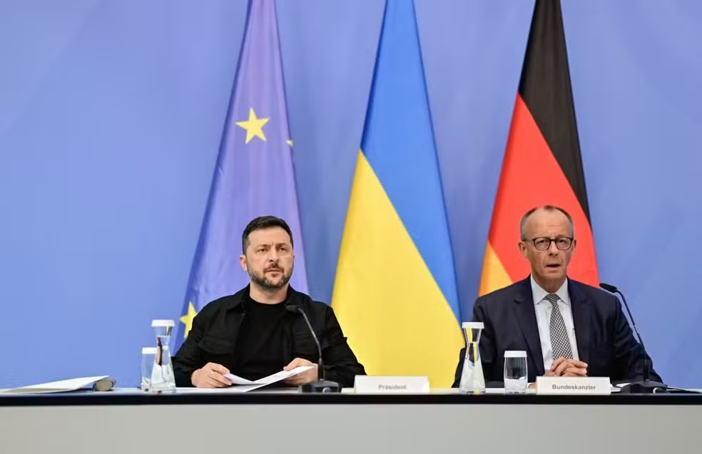 União Europeia elabora plano de paz que prevê negociação de territórios entre Rússia e Ucrânia