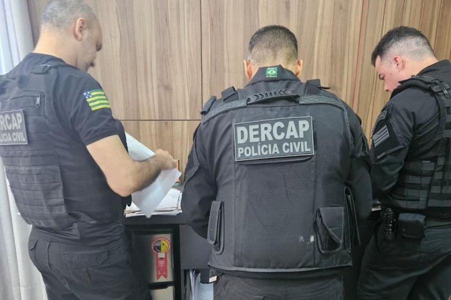 Polícia investiga fraudes em contratos de lixo em Goiás
