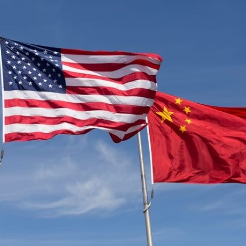 Conflito comercial entre EUA e China pressiona o real, juros e inflação no Brasil