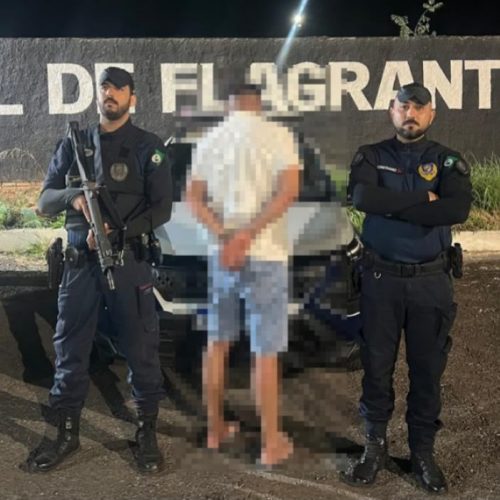 Homem é preso em flagrante por agredir companheira em Senador Canedo
