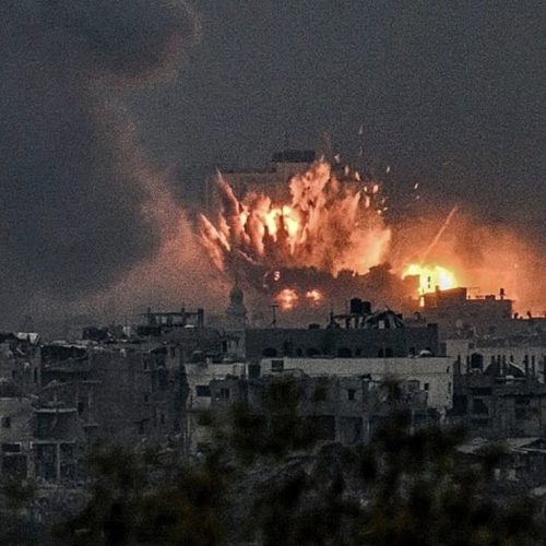 Tensão entre EUA e Irã aumenta, mas não há confirmação de guerra iminente